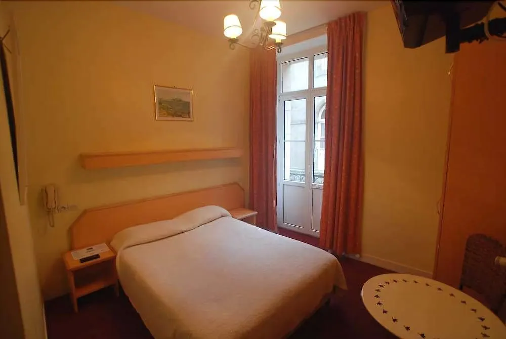 Hotel Anne De Bretagne Saint-Malo 4*,